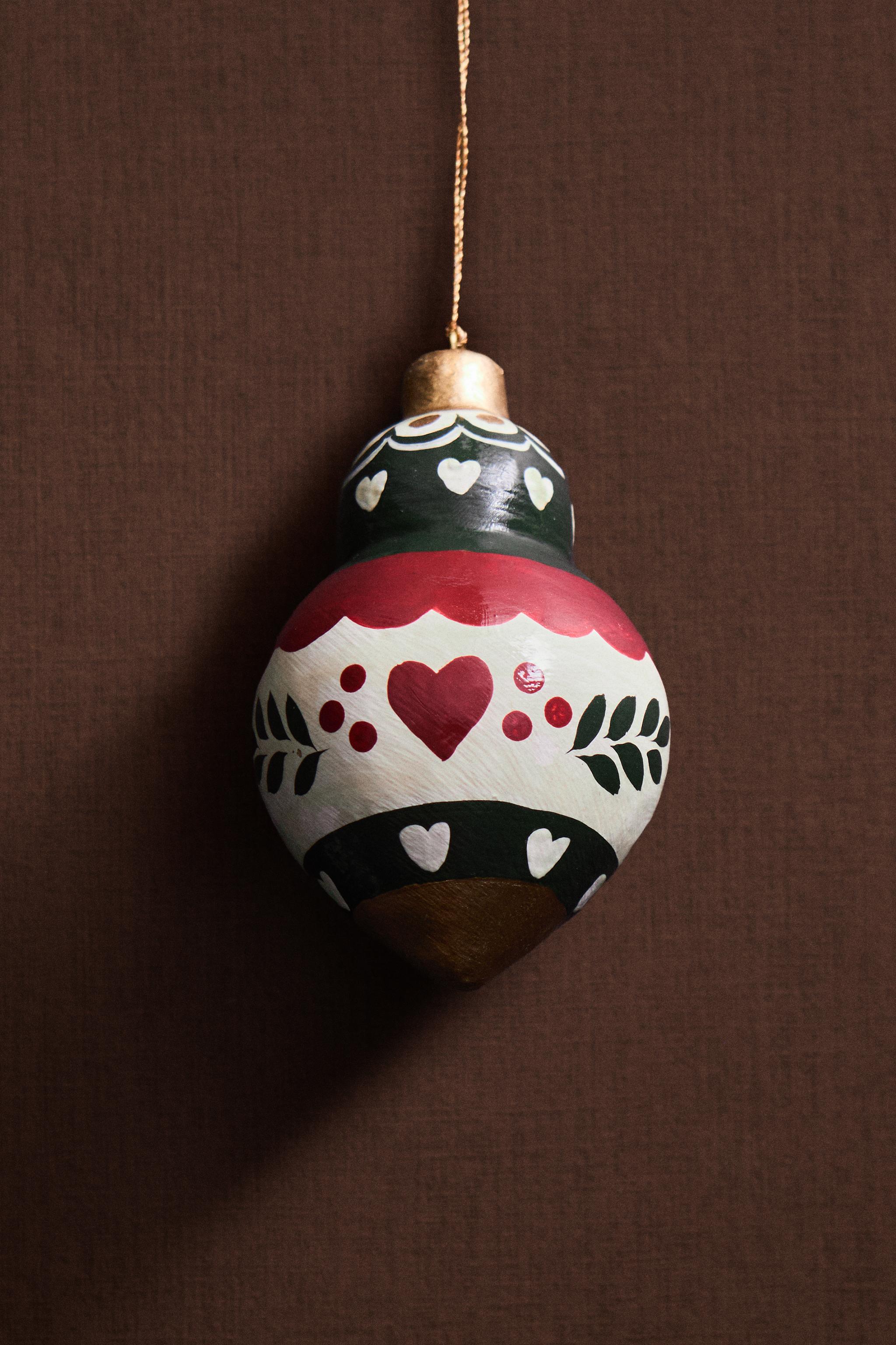 PAPIER-MÂCHÉ DROPLET CHRISTMAS TREE ORNAMENT